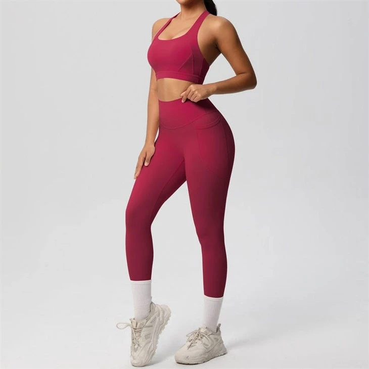 Crisscross back sports bra set3
